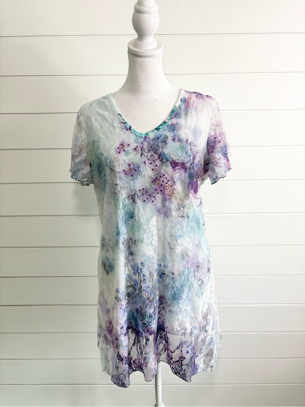 Brittany Black Aqua and Lavender Floral Lace V-Neck Tunic Size L